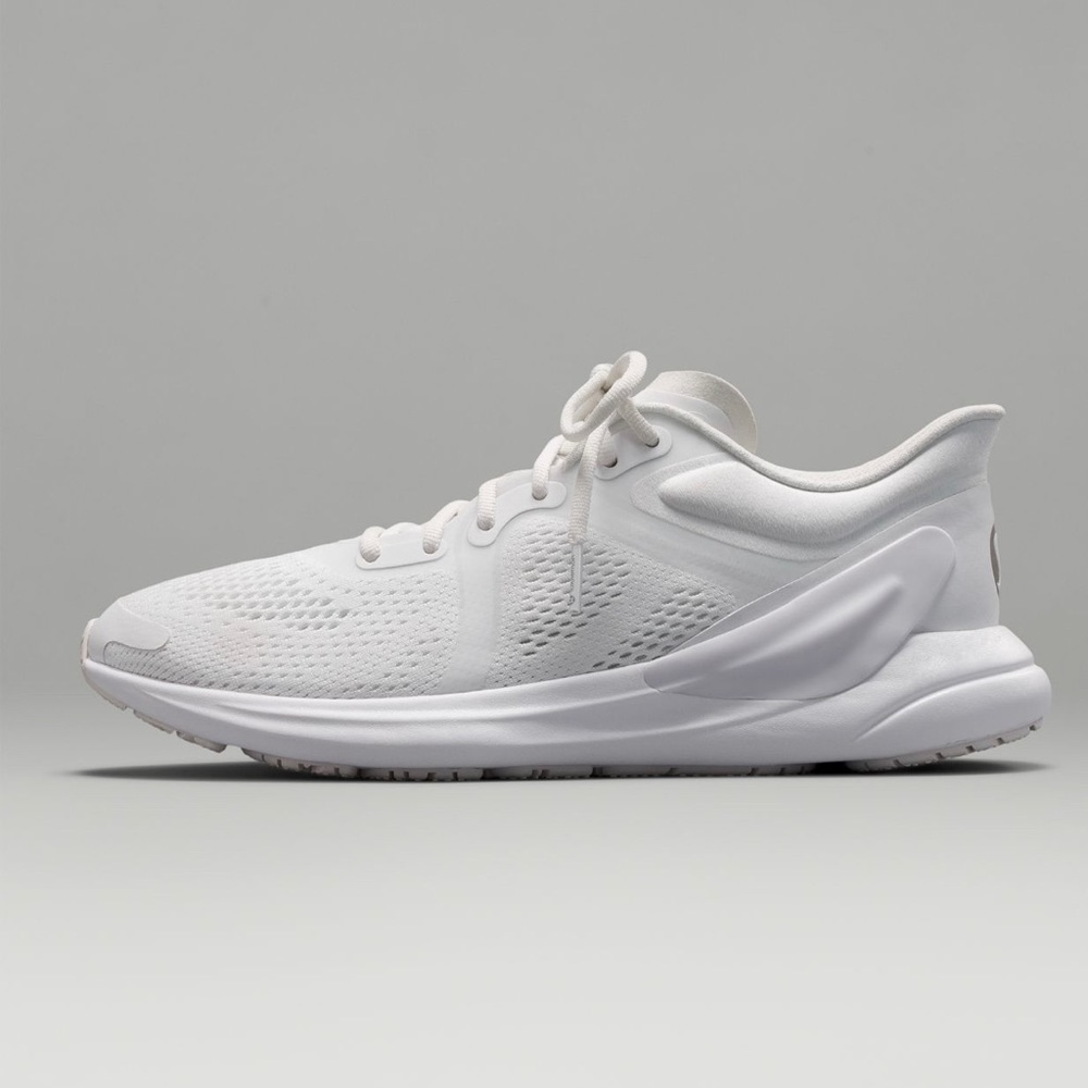 Lululemon blissfeel running shoes